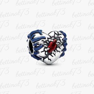 Pandora Stranger Things Glow-in-the-dark Heart Charm